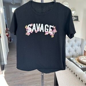 ✨Savage black crop top t shirt 👚